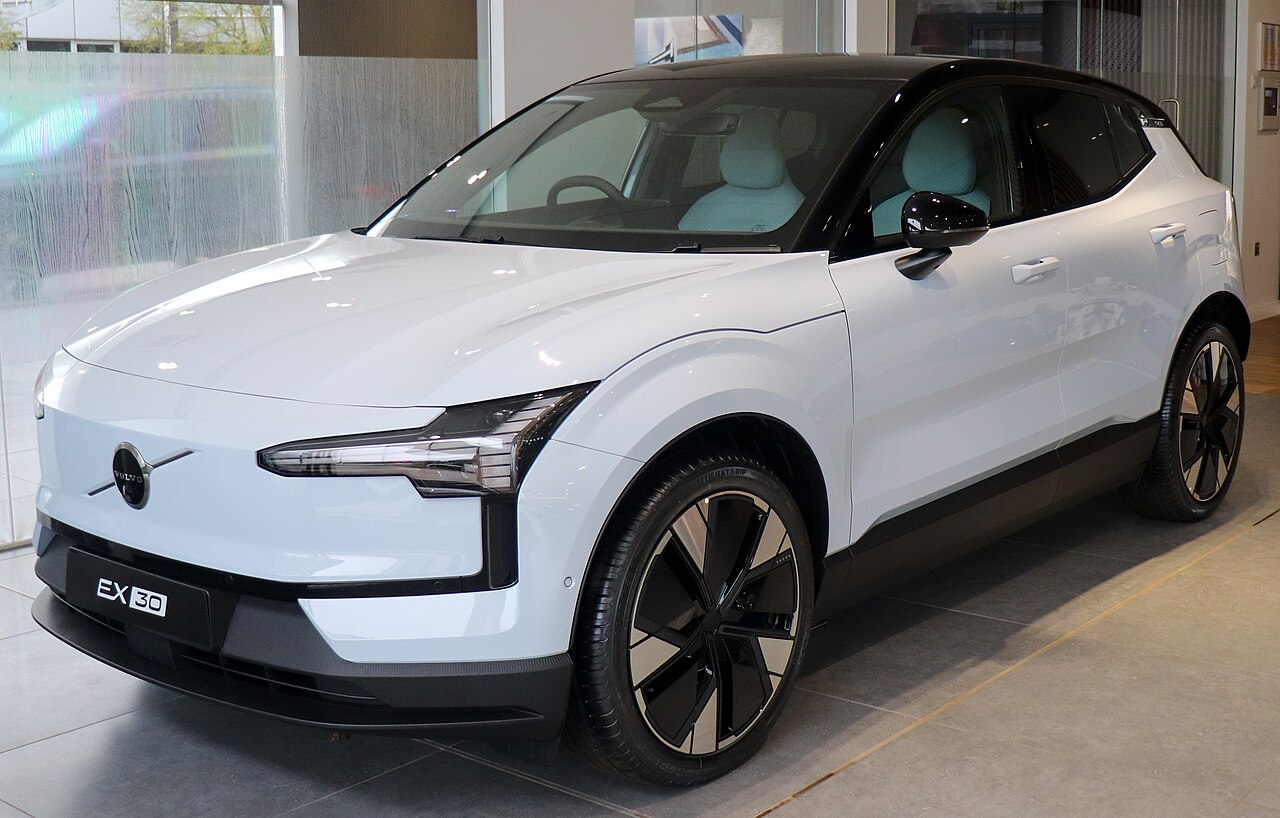 2025 Volvo EX30